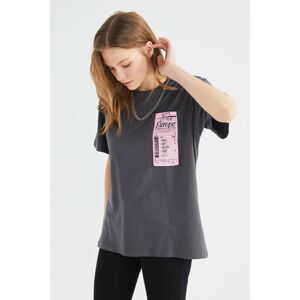 Trendyol Anthracite Boyfriend Print and Pocket Detailed Knitted T-Shirt