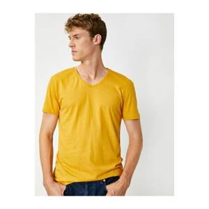 Koton Men's Yellow Short Sleeve V-Neck Basic T-Shirt