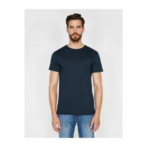 Koton Men's Navy Blue Crew Neck Short Sleeve T-Shirt