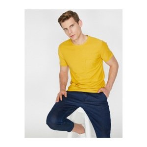 Koton Men's Yellow Crew Neck Short Sleeve T-Shirt