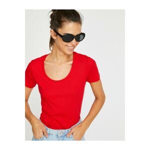 Koton Women's Red Short Sleeve T-Shirt