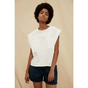 Trendyol White 100% Organic Cotton Pocket Detailed Knitted T-Shirt
