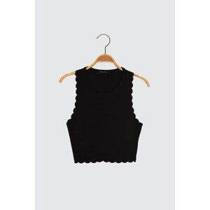 Trendyol Black Sleeve and Hem Detailed Sports Bra