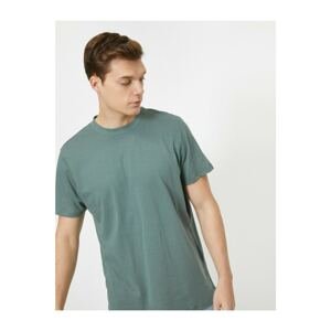 Koton Men's Green High Collar Relaxed Fit Basic T-Shirt