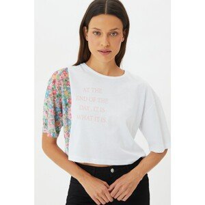 Trendyol White Tulle Detailed Printed Crop Knitted T-Shirt