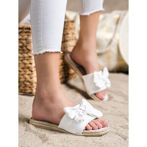 SMALL SWAN ECO LEATHER FLIP-FLOPS WITH BOW