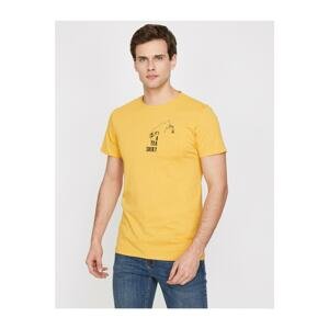 Koton Men's Yellow Short Sleeve Crew Neck Printed T-Shirt