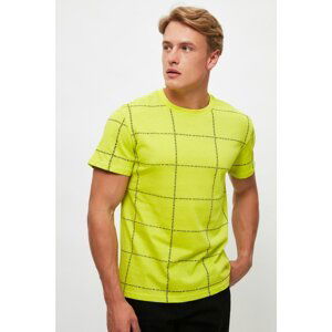 Trendyol Green Men's Regular Fit Short Sleeved T-Shirt