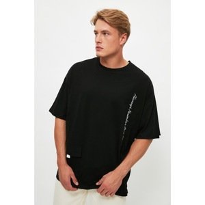 Trendyol Black Men's Oversize Crew Neck Short Sleeve Printed T-Shirt with Pocket