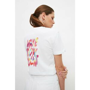 Trendyol White Semi-Fitted Back Printed Knitted T-Shirt