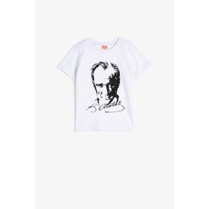 Koton Boy's White Crew Neck Atatürk Printed T-Shirt