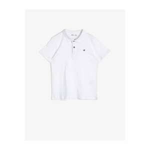Koton Men's White Polo Collar Cotton Fabric Buttoned Chest Buttoned Pocket Short Sleeved T-Shirt
