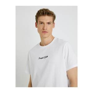 Koton Men's White Embroidered T-Shirt Cotton Short Sleeve Regular Fit