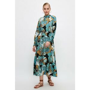 Trendyol Green Stand Up Collar Belted Dress