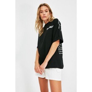 Trendyol Black Printed Boyfriend Knitted T-Shirt