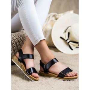 KAYLA SHINY ECO LEATHER SANDALS