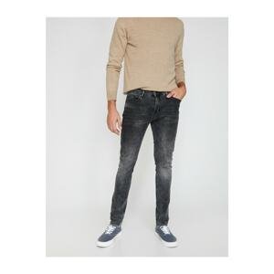 Koton Men's Justin Super Skinny Fit Stretchy Fabric Jeans