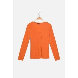 Trendyol Cinnamon Button Detailed Knitted Blouse