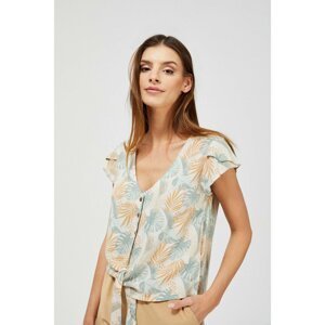 Shirt with a floral print