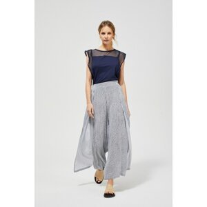 Wide pants with slits