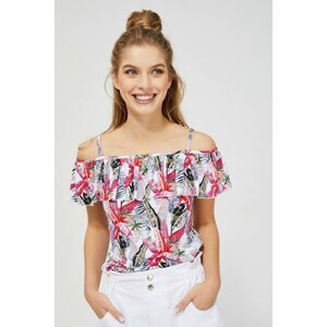 Blouse with bare shoulders