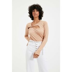 Trendyol Mink Accessory and Cut Out Detailed Knitted Blouse