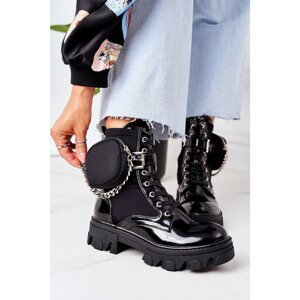 Insulated Boots With A Purse Black Get The Look