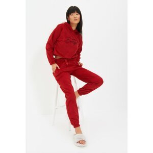 Trendyol Claret Red Slogan Printed Knitted Pajamas Set