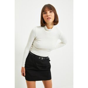 Trendyol Ecru Knitted Blouse With Low Back