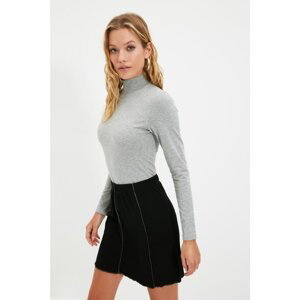 Trendyol Gray Stand Up Collar Knitted Body