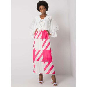 Pink pleated skirt with patterns