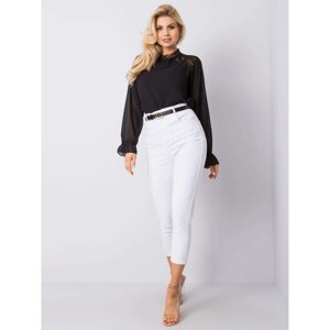 White trousers with high waist