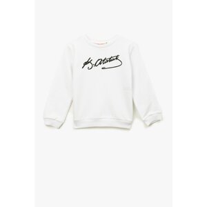 Koton Girl's White Cotton Ataturk Signature Printed Crew Neck Long Sleeved Sweatshirt