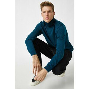 Koton Men's Green Turtleneck Long Sleeve Slim Fit Pullover
