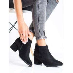 CLASSIC BLACK VINCEZA ANKLE BOOTS