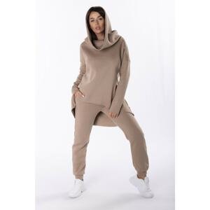 tracksuit with a sweatshirt with a collar