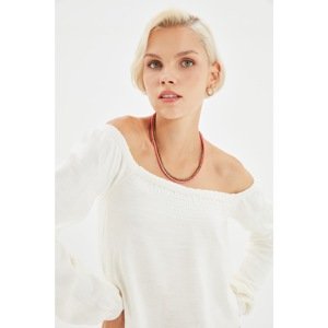 Trendyol Ecru Carmen Knitwear Sweater