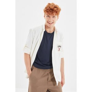 Trendyol White Men Regular Fit Buttoned Collar Single Pocket Epaulette Crest Velvet Shirt