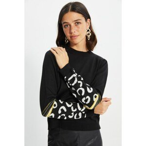 Trendyol Black Sleeve Jacquard Knitwear Sweater