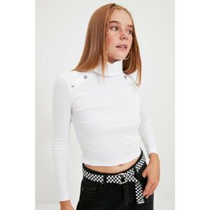 Trendyol Ecru Snap Button Detailed Crop Knitted Blouse