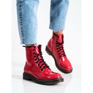 QUEENTINA FASHIONABLE LACQUERED TRAPPERS