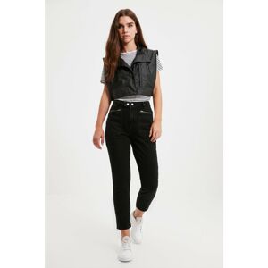 Trendyol Black Pocket Detailed High Waist Straight Jeans