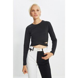 Trendyol Black CutOut Detailed Crop Knitted Blouse