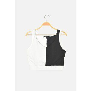 Trendyol Black Color Block Support Sports Bra