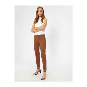 Koton Women's Pocket Detailed Trousers