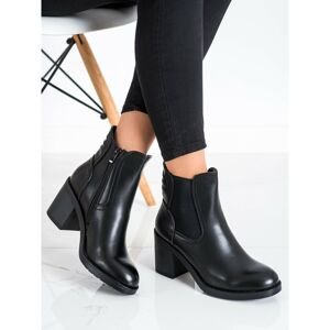 LOVERY CLASSIC ANKLE BOOTS ON THE POST