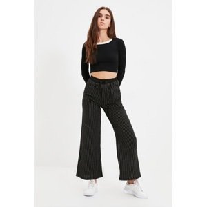 Trendyol Black Wide Leg Rust Fabric Detailed Knitted Trousers