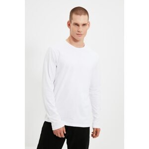 Trendyol White Men's 100% Organic Cotton Regular Fit T-Shirt