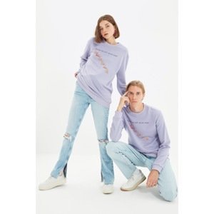 Trendyol Lilac Unisex Regular Fit Long Sleeve Crew Neck Printed Sweatshirt