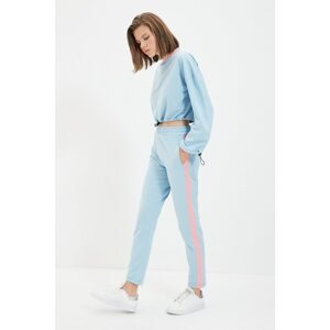 Trendyol Light Blue Stripe Detailed Crop Knitted Slim Tracksuit Set